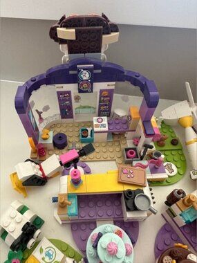 LEGO Friends Mixed Lot Sets Built + Mini Figures | Partial PiecesDescription